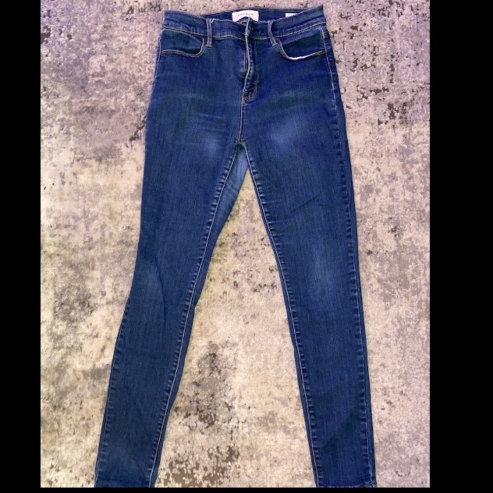 Skinny high waisted jeans